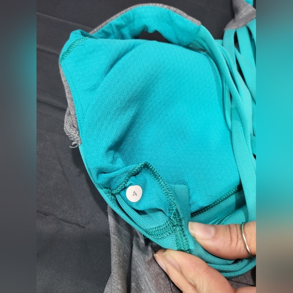 Tank top - Picture 6 of 6